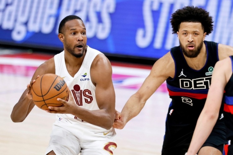 爱游戏官网-周二竞彩篮球强档：活塞悍将解禁复出 骑士米切尔继续缺席